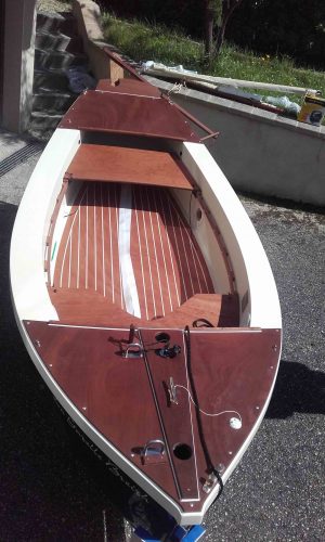 dormir à bord du petit voilier Gazelle Breizh taille cockpit